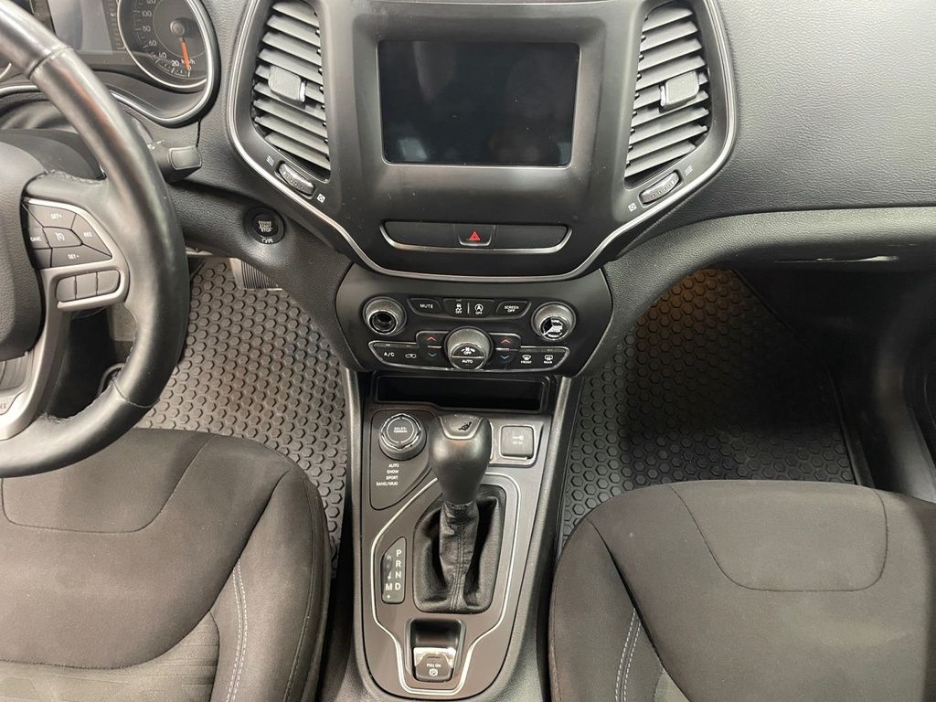 2019 Jeep Cherokee NORTH