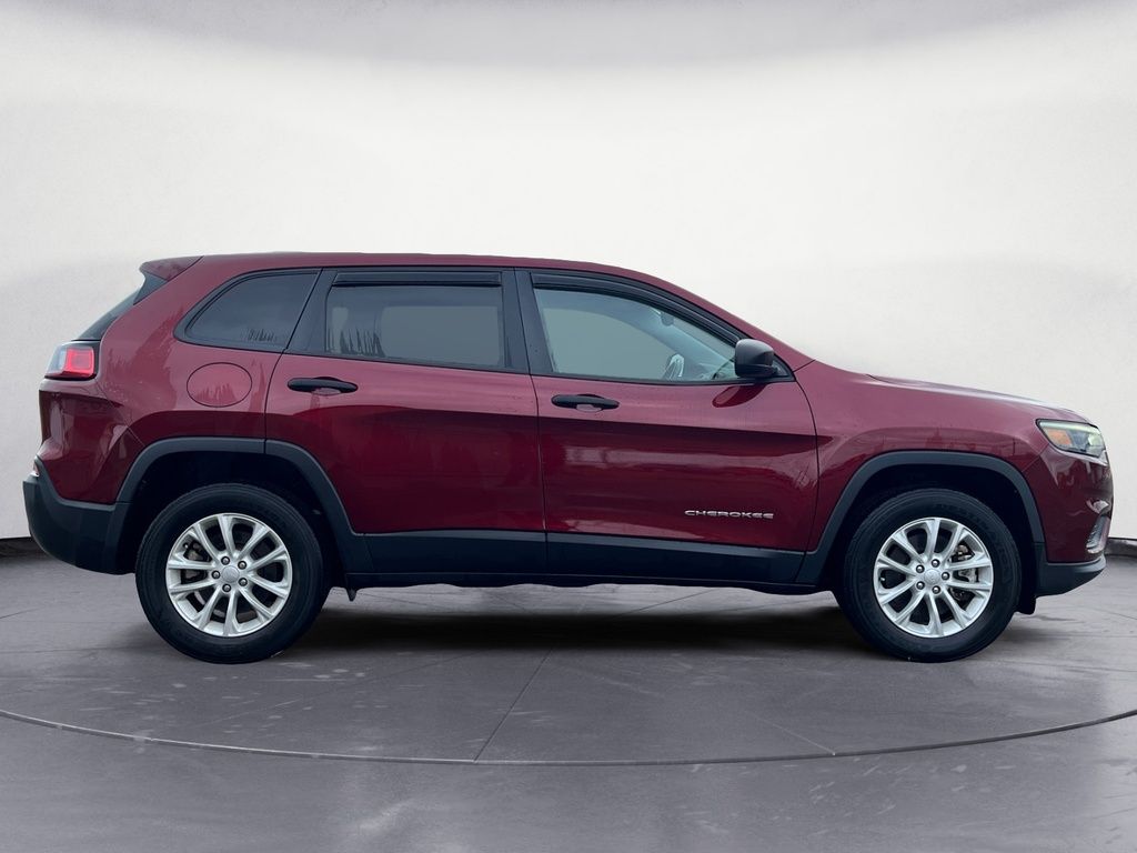 2021 Jeep Cherokee SPORT