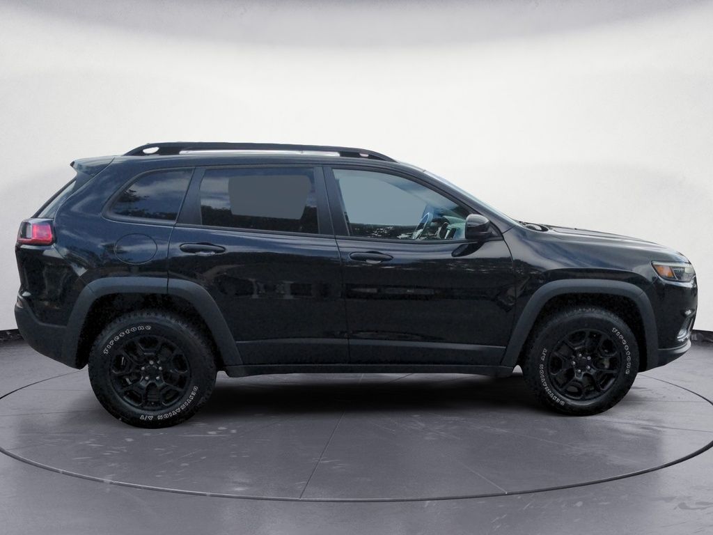 2022 Jeep Cherokee X