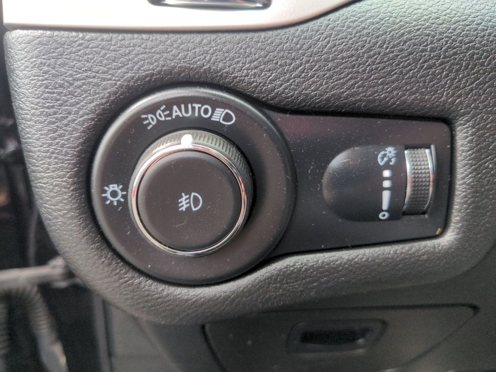 2022 Jeep Cherokee X