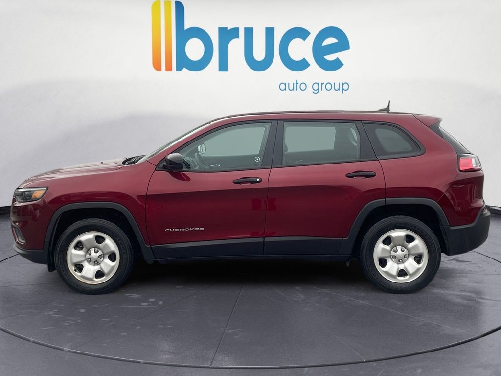 2022 Jeep Cherokee SPORT