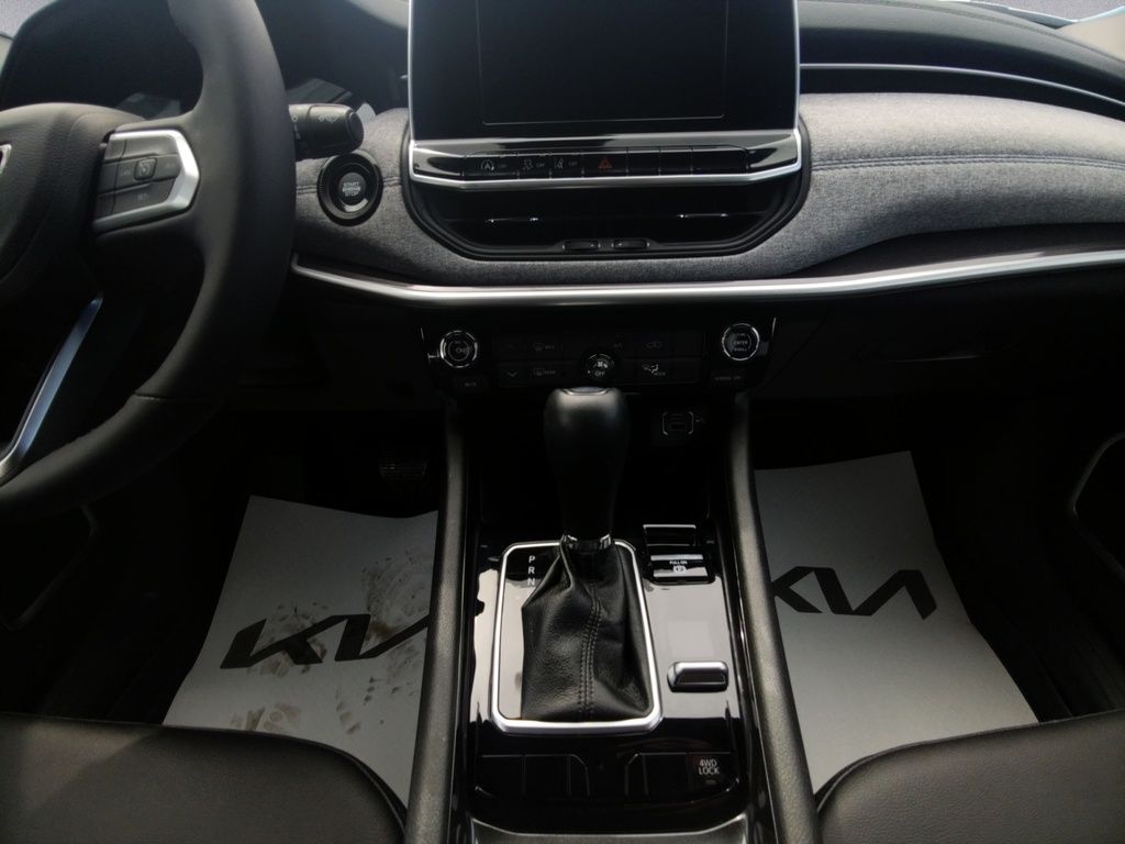 2025 Jeep Compass NORTH