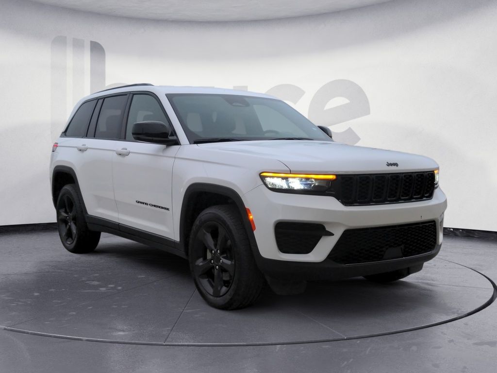 2023 Jeep Grand Cherokee ALTITUDE