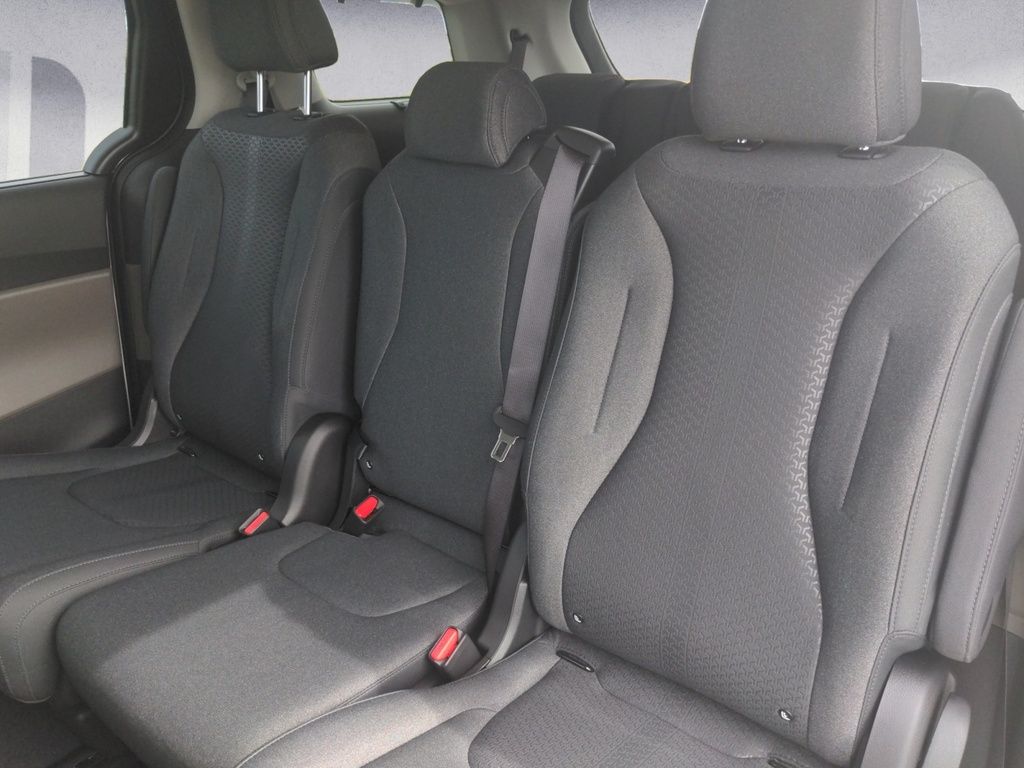 2026 Kia Carnival Hybrid LX+