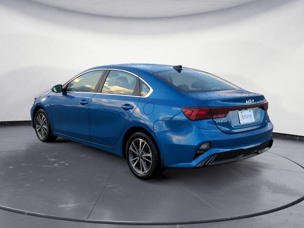 2022 Kia Forte EX