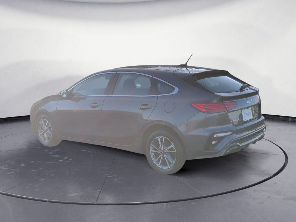 2023 Kia Forte5 EX