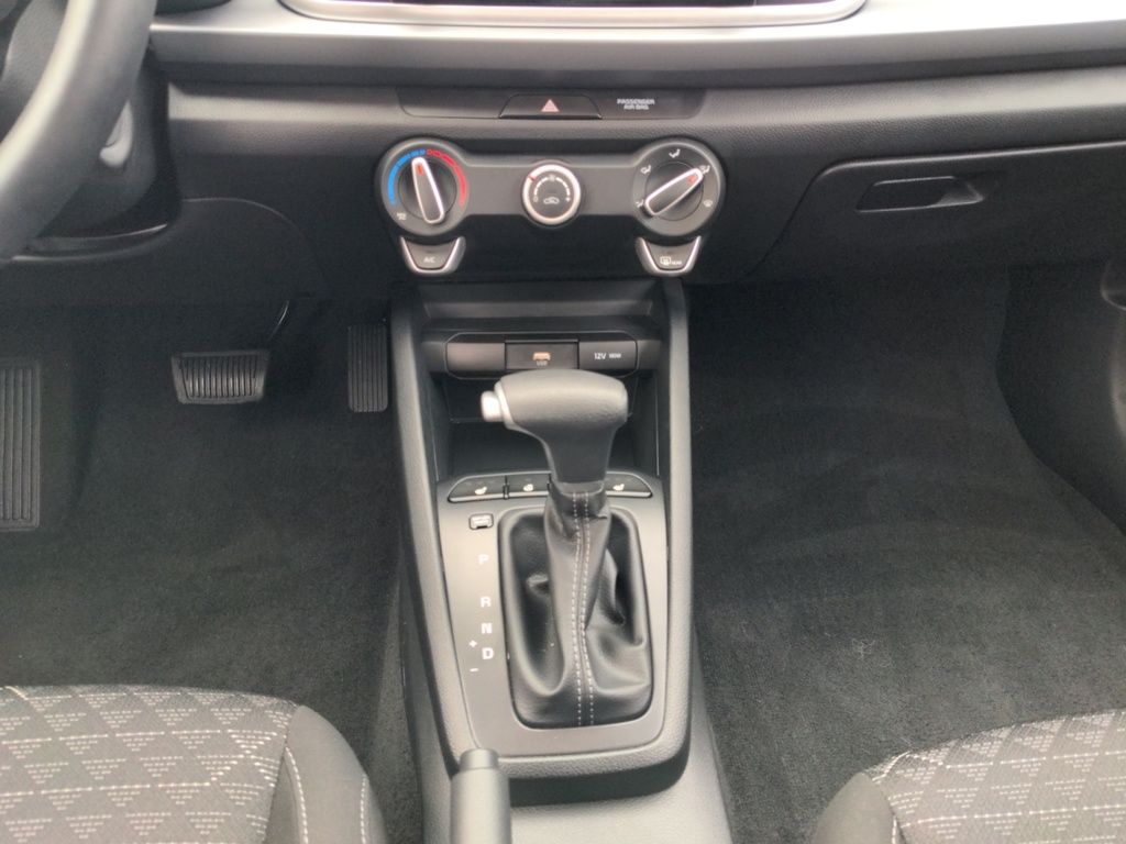 2021 Kia Rio 5-door LX+
