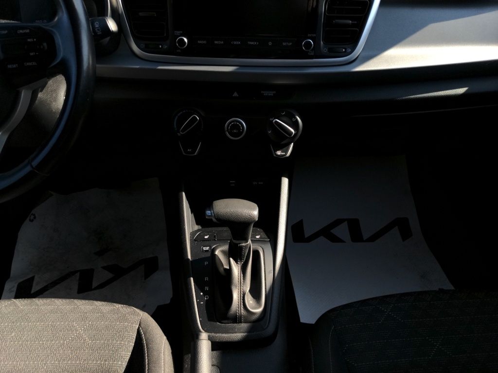 2021 Kia Rio 5-door LX+