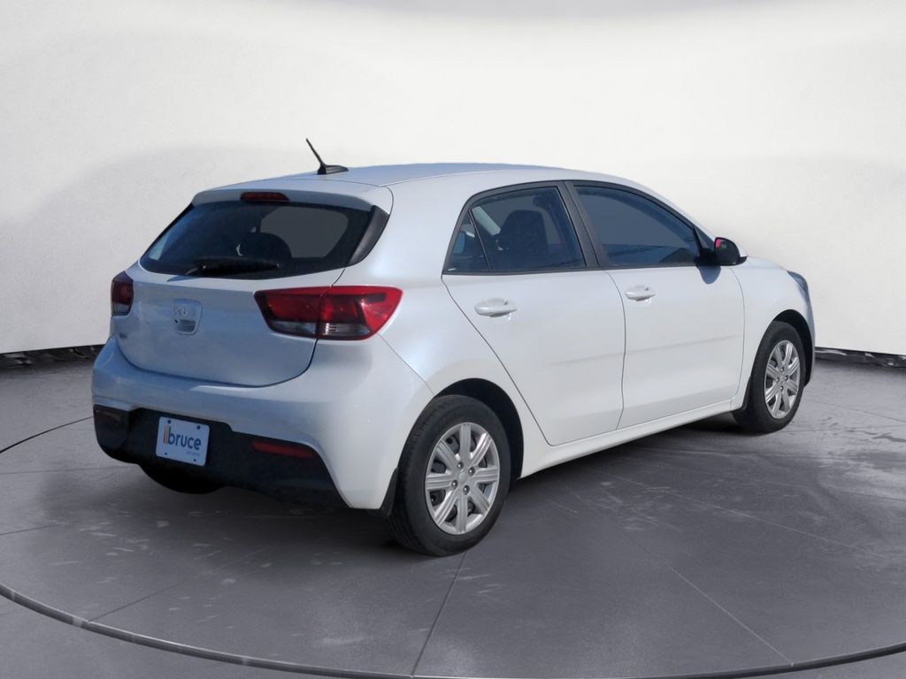 2022 Kia Rio 5-door LX+