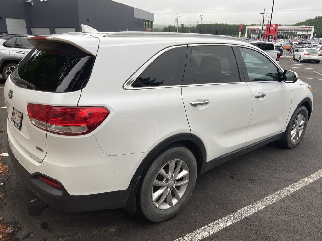 2017 Kia Sorento LX Turbo AWD + Remote Start + Winter Tires