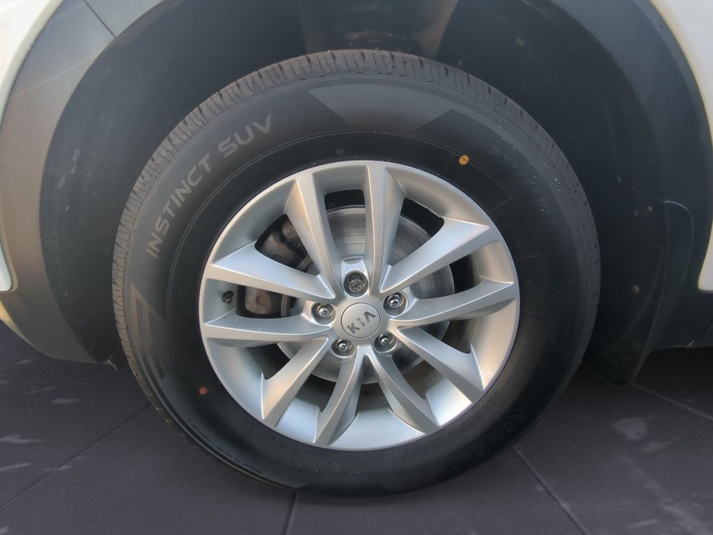 2018 Kia Sorento BASE