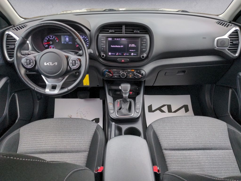 Kia Soul EX 2022