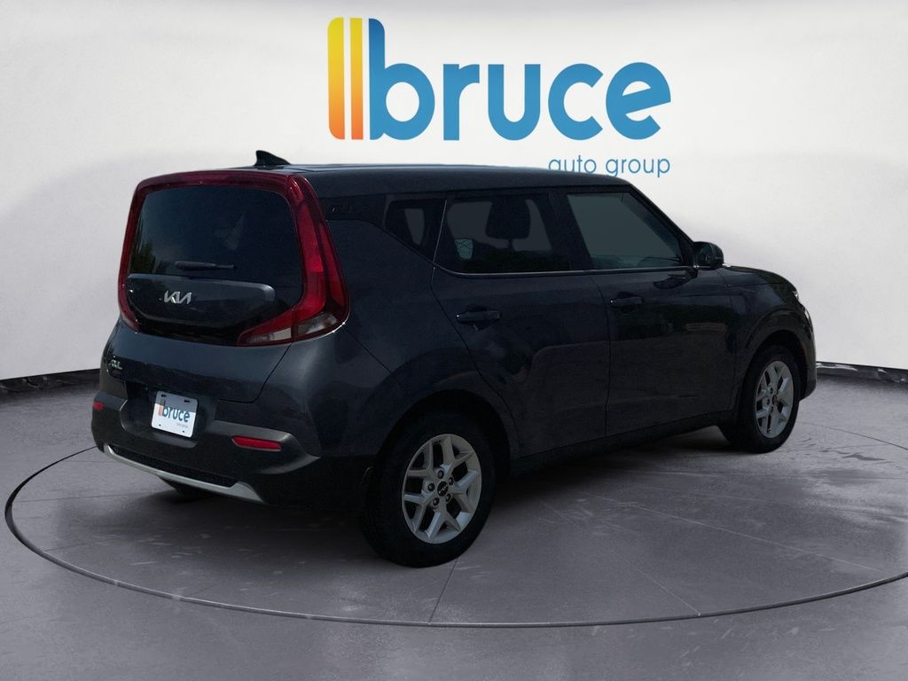 2022 Kia Soul EX