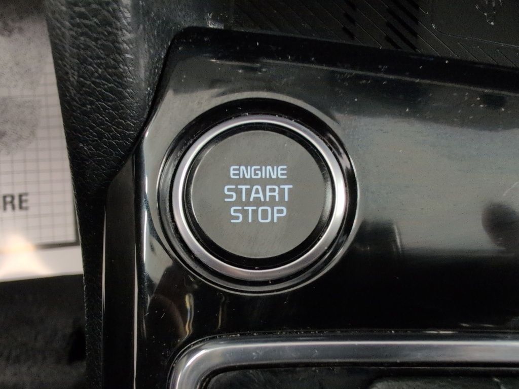 2023 Kia Sportage X-LINE, AWD, LEATHER !