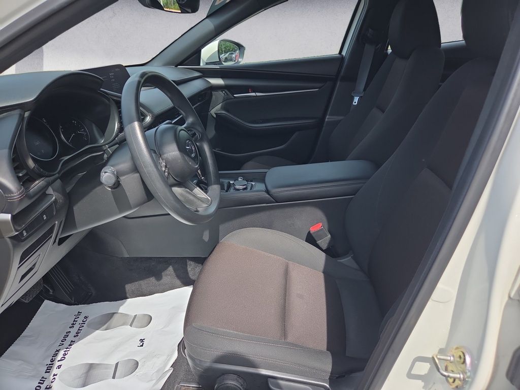 Mazda 3 Sport GX 2022
