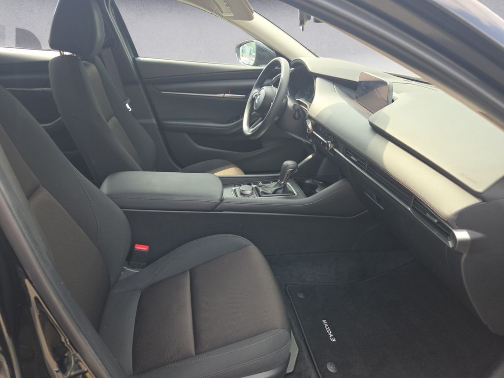 2024 Mazda 3 GX