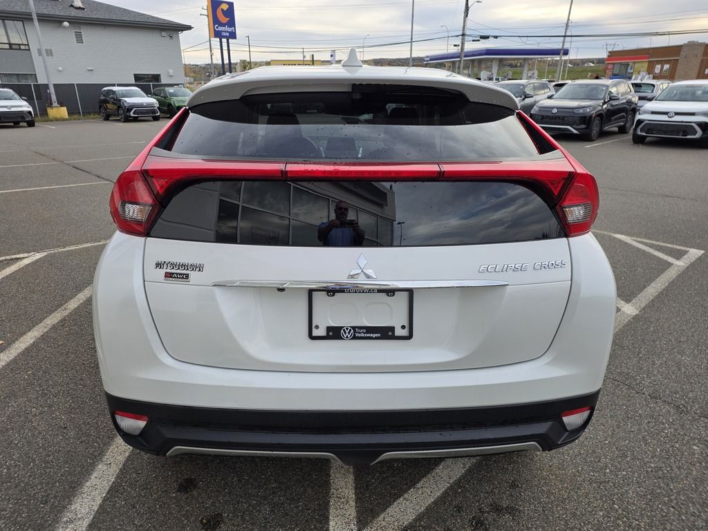 2018 Mitsubishi Eclipse Cross SE