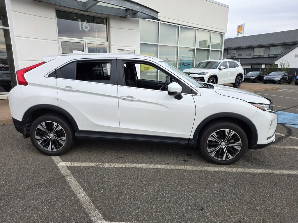 2018 Mitsubishi Eclipse Cross SE