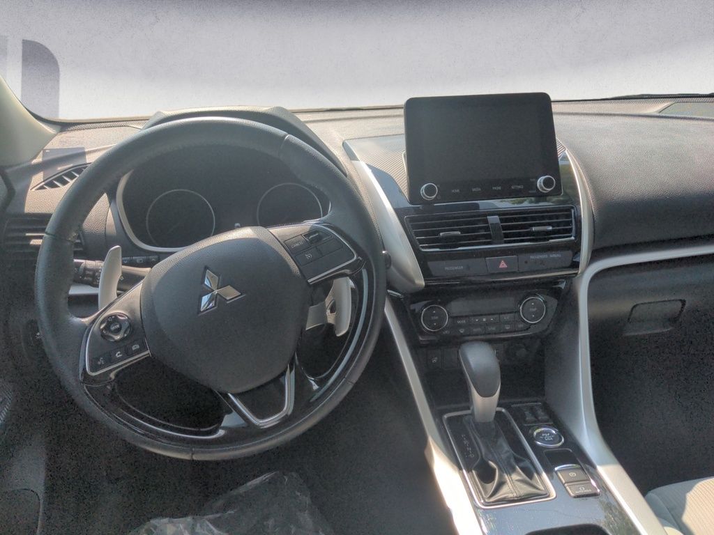2022 Mitsubishi ECLIPSE CROSS SE