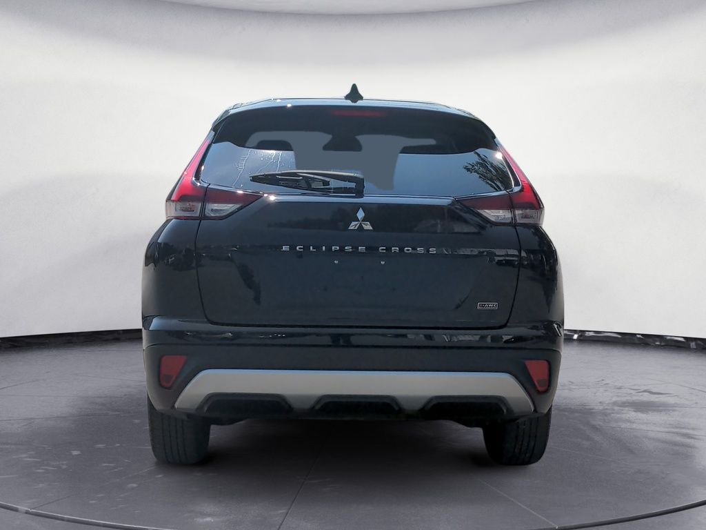 2022 Mitsubishi ECLIPSE CROSS SE