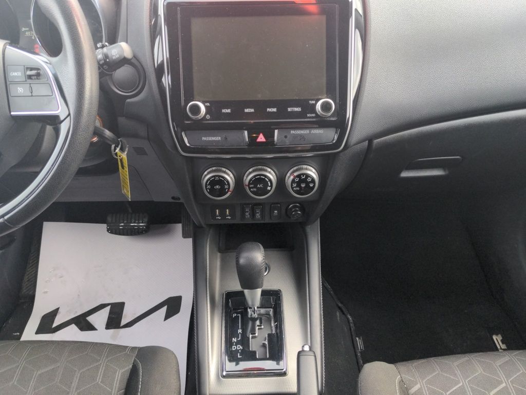 Mitsubishi RVR SE 2020