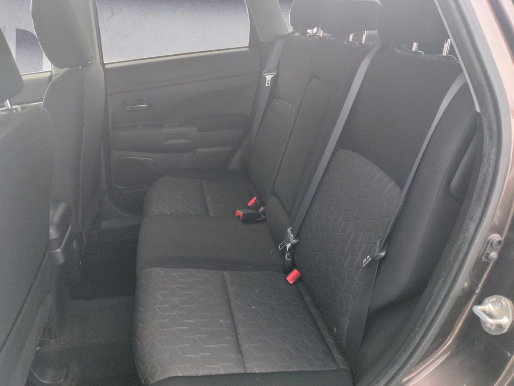 Mitsubishi RVR SE 2020