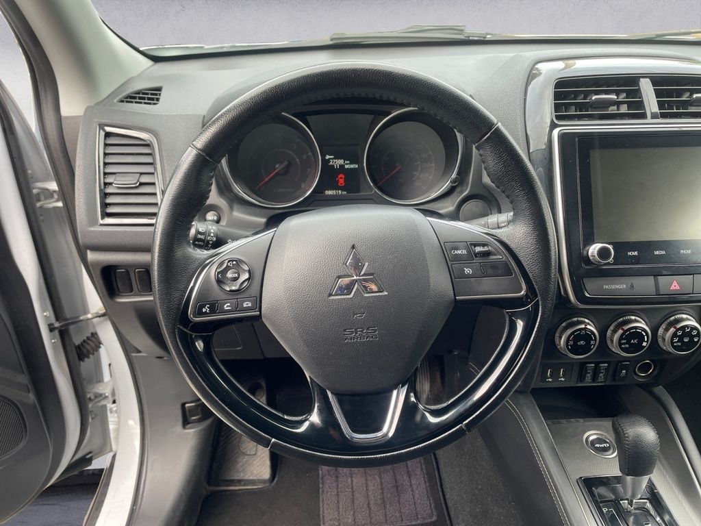 2022 Mitsubishi RVR SE