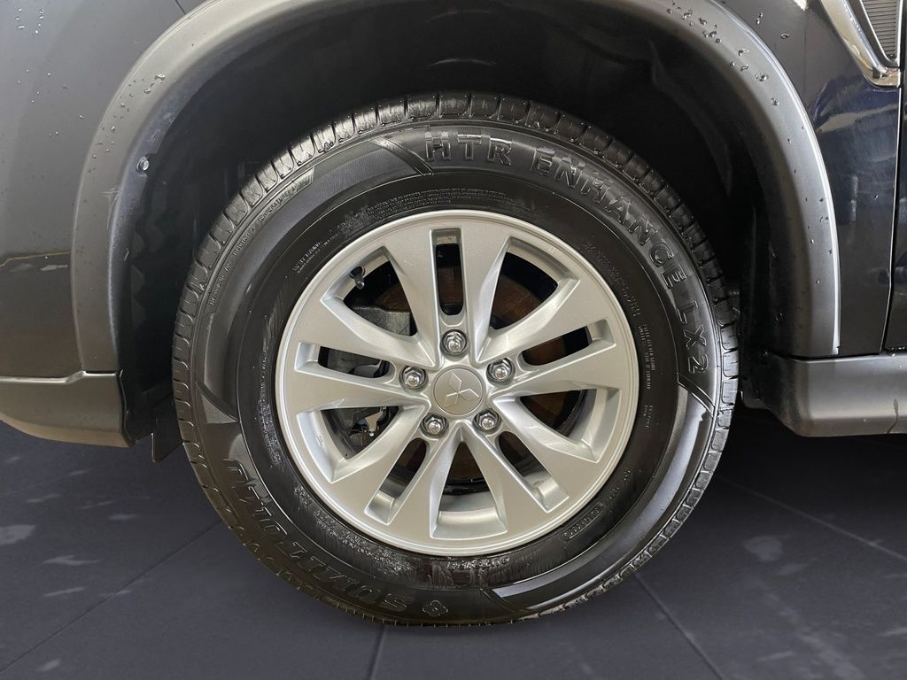 Mitsubishi RVR SE 2024