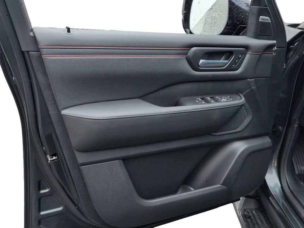 2026 Nissan Armada PRO-4X ! DEMO SPECIAL!