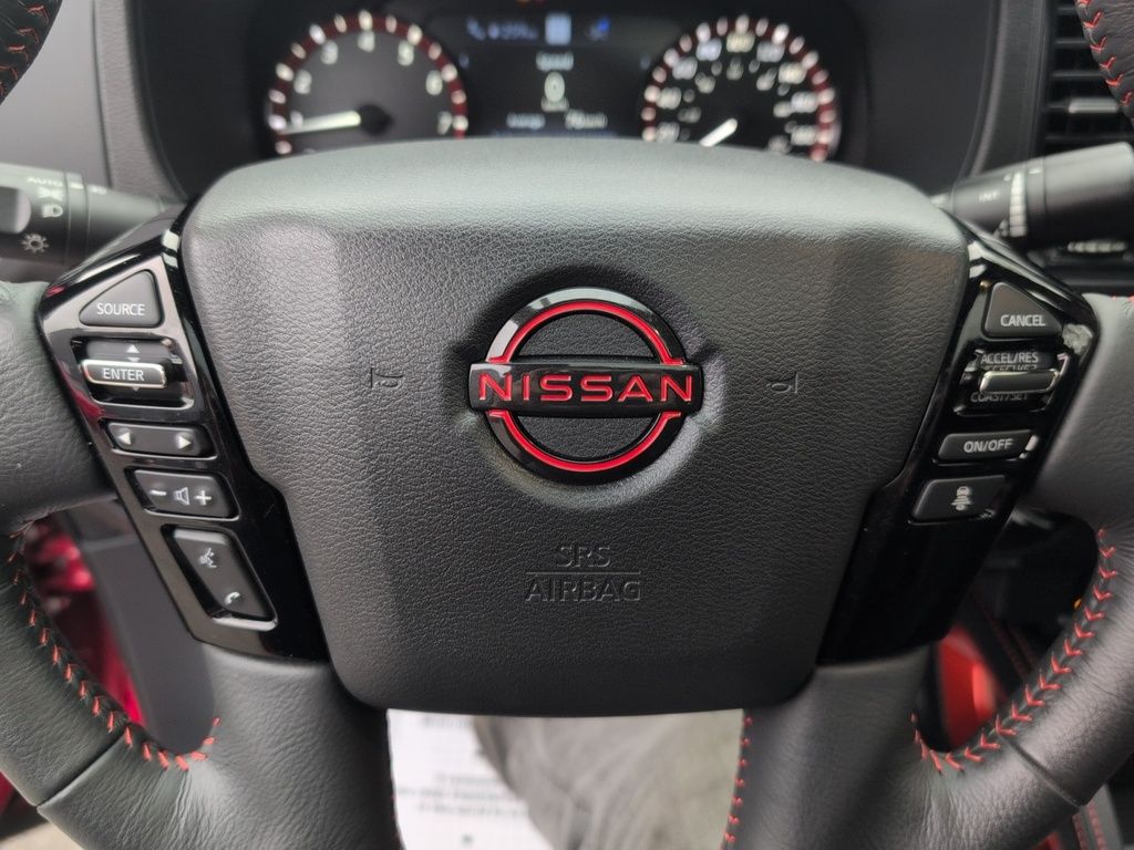 2024 Nissan Frontier PRO-4X - Luxury 4x4 !