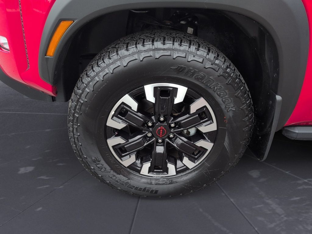 2024 Nissan Frontier PRO-4X - Luxury 4x4 !