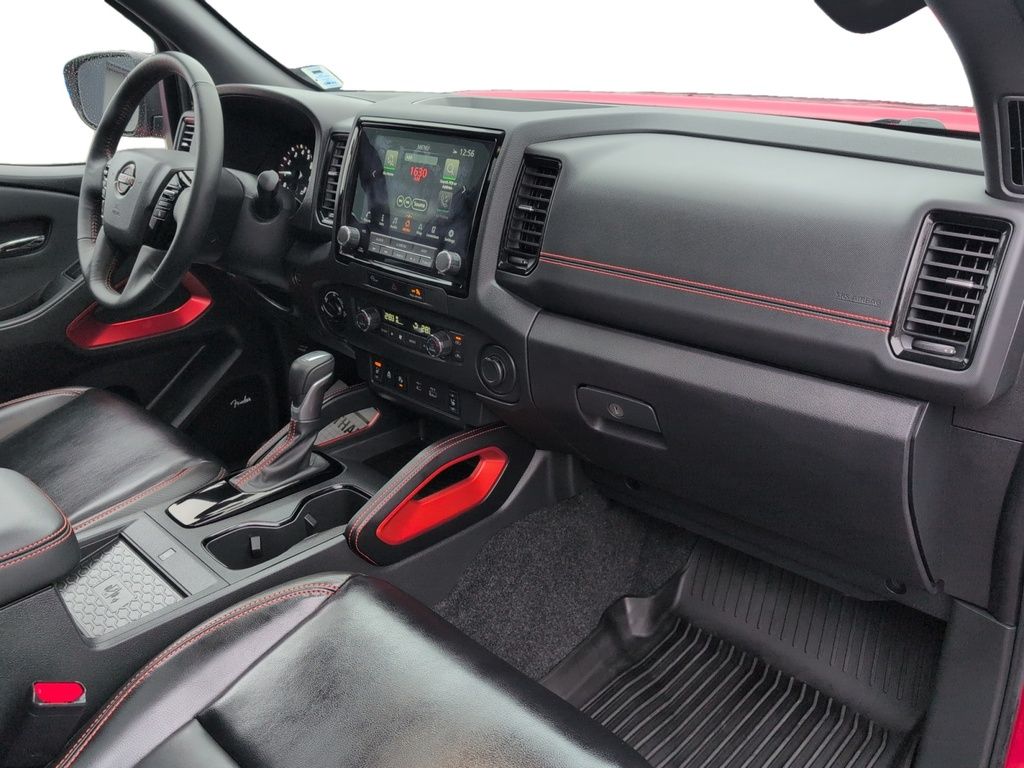 2024 Nissan Frontier PRO-4X - Luxury 4x4 !