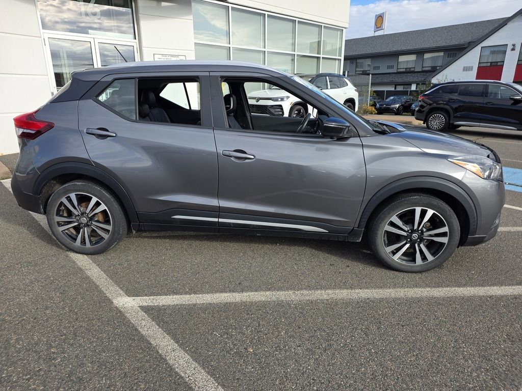 2019 Nissan Kicks SR