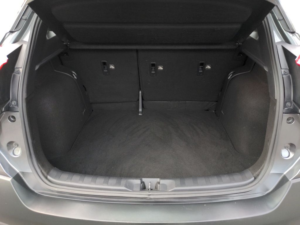 2019 Nissan Kicks SR!