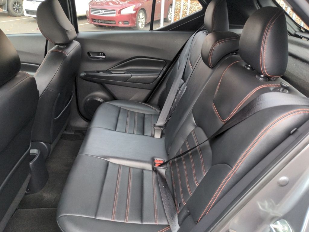 2019 Nissan Kicks SR!