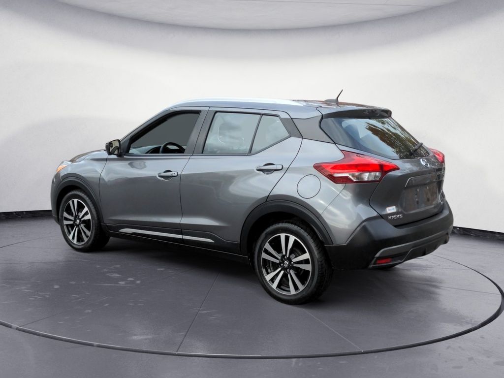2019 Nissan Kicks SR!