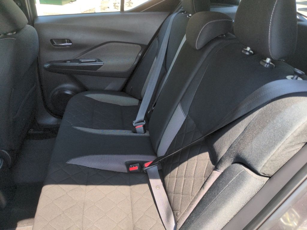2020 Nissan Kicks SV LOW KMS