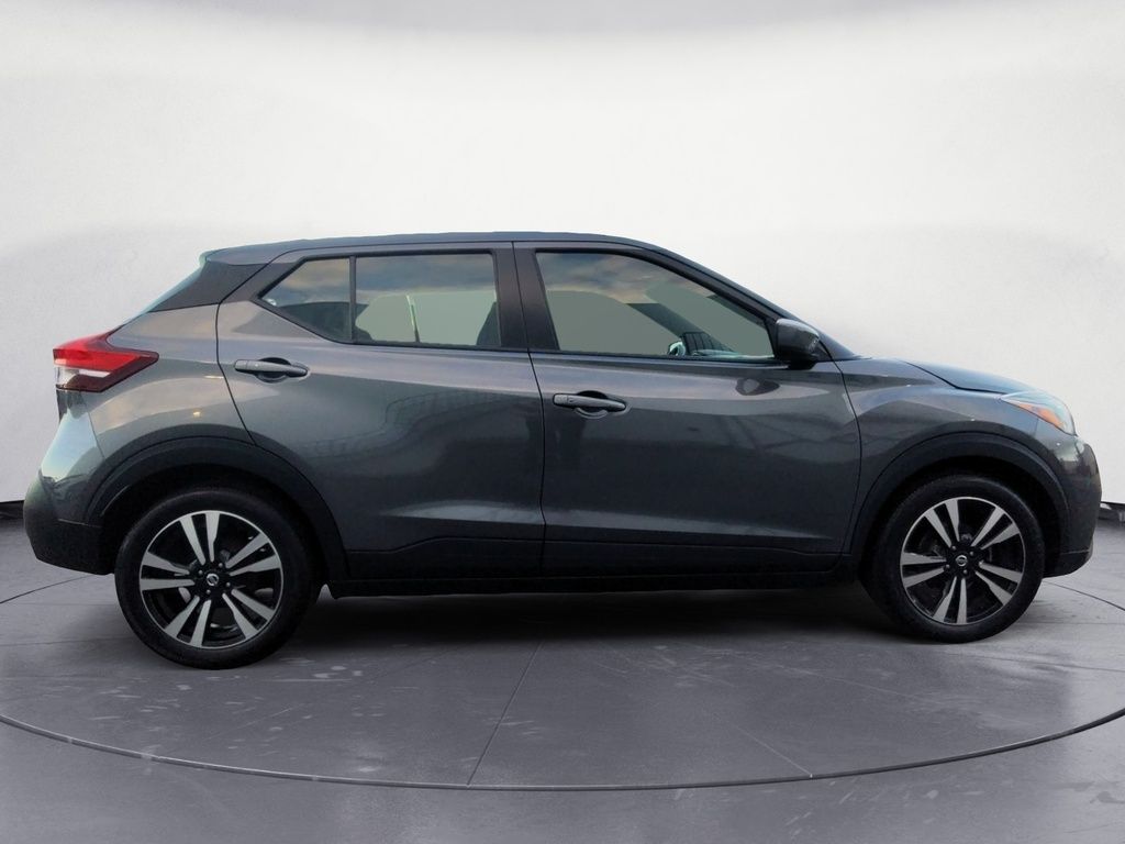 Nissan Kicks SV 2020