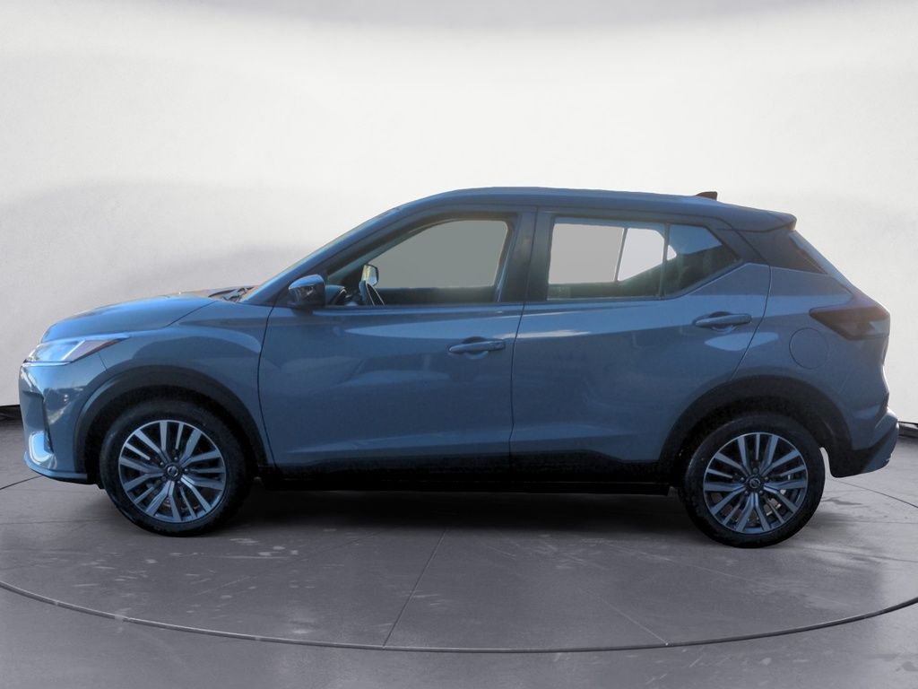 2021 Nissan Kicks SV LOW KMS