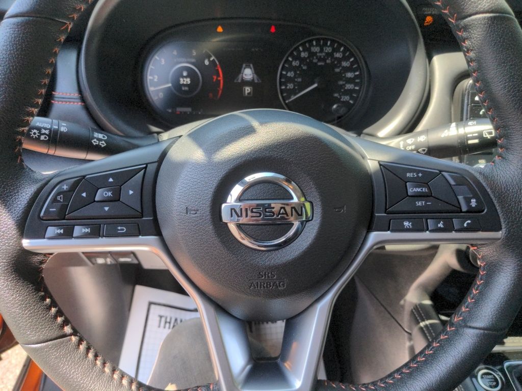 2021 Nissan Kicks SR LOW KMS!