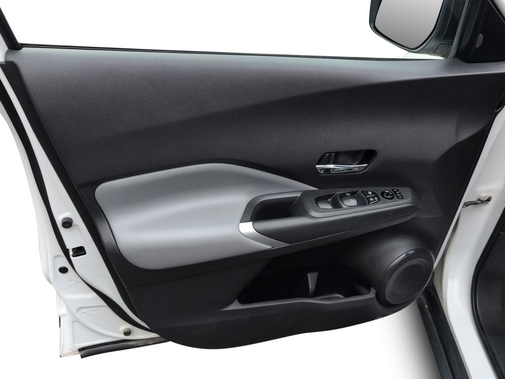 2021 Nissan Kicks SR LOW KMS