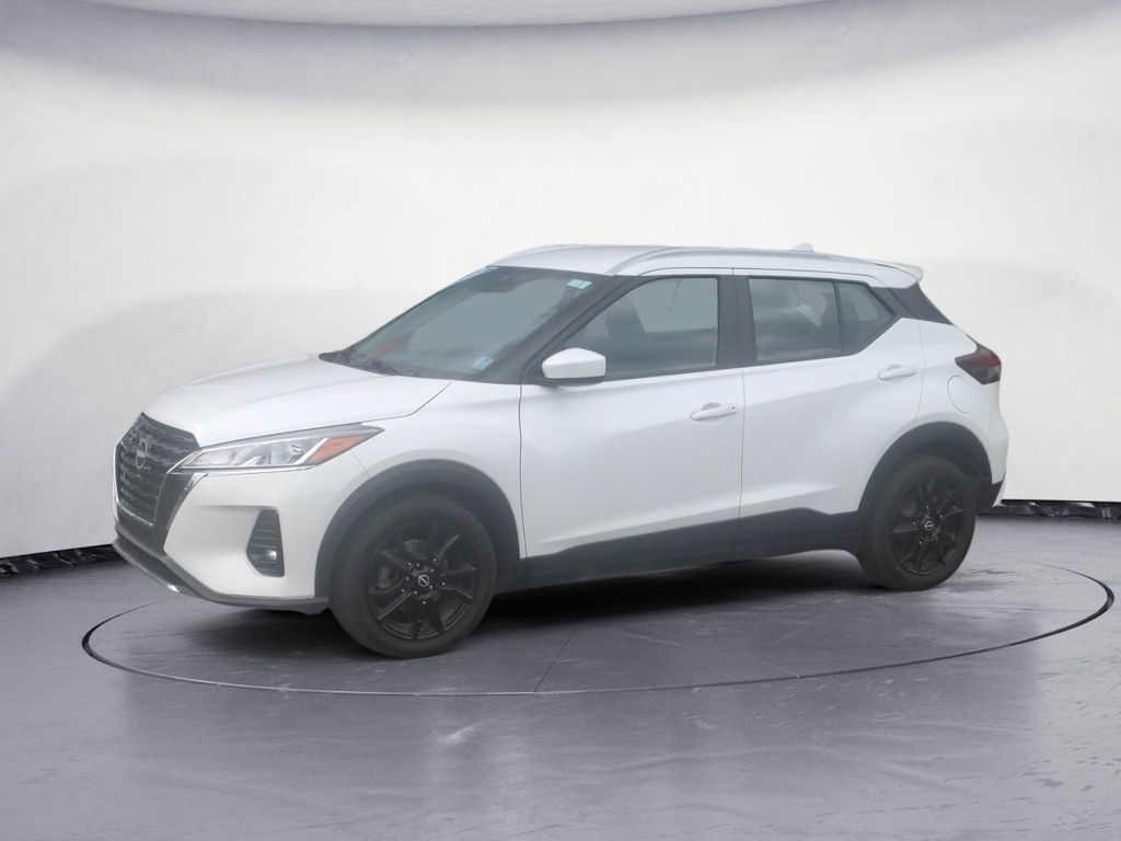 2022 Nissan Kicks SV PREM