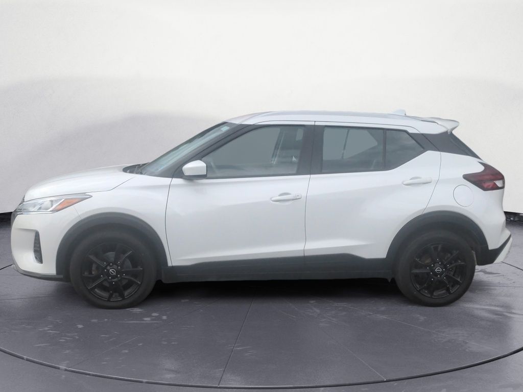2022 Nissan Kicks SV PREM