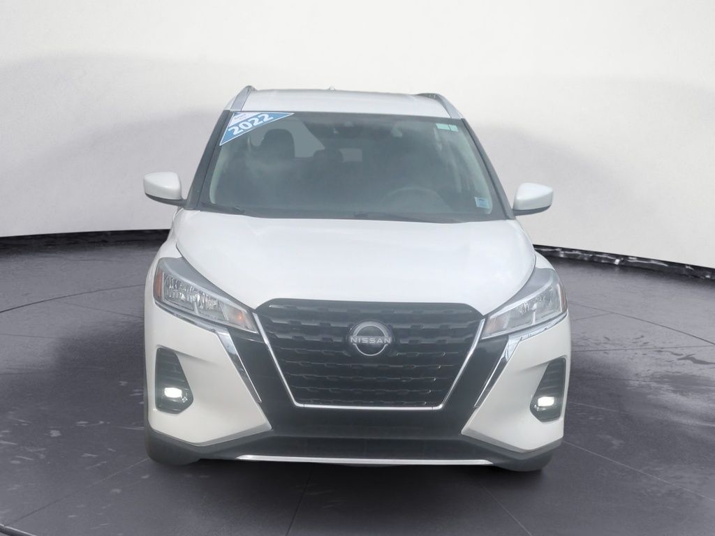 2022 Nissan Kicks SV PREM