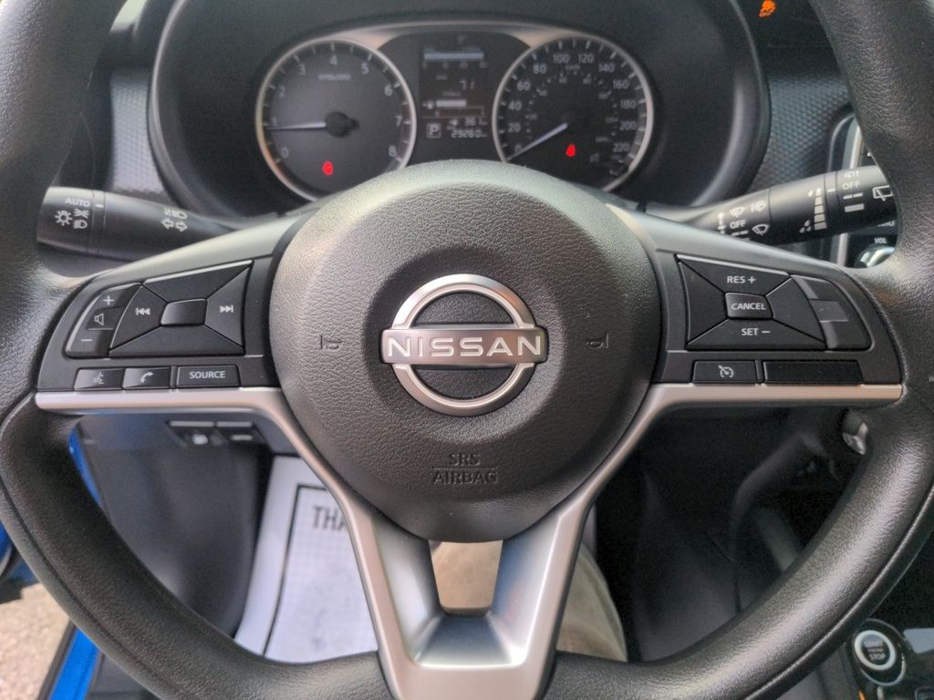 Nissan Kicks S ! Ultra LOW KMS ! 2022