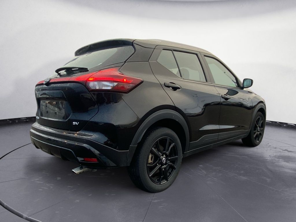 2023 Nissan Kicks SV