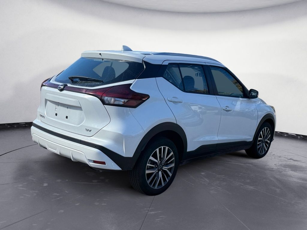 2024 Nissan Kicks SV