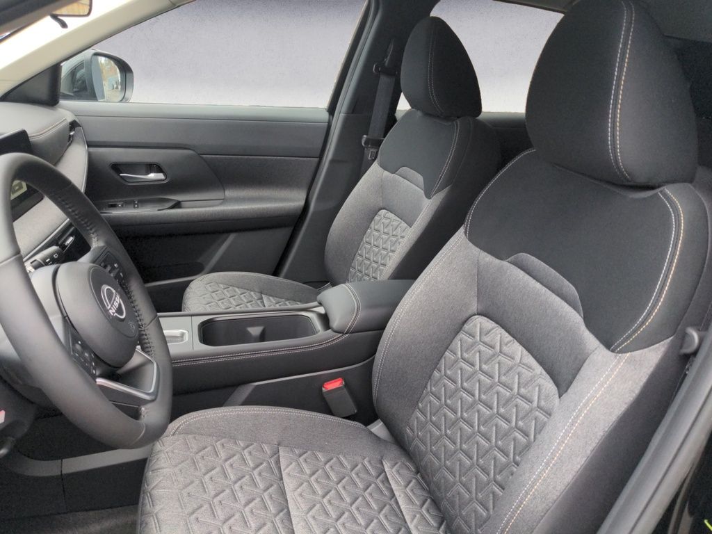 Nissan Kicks SV AWD! Manager Special ! 2025