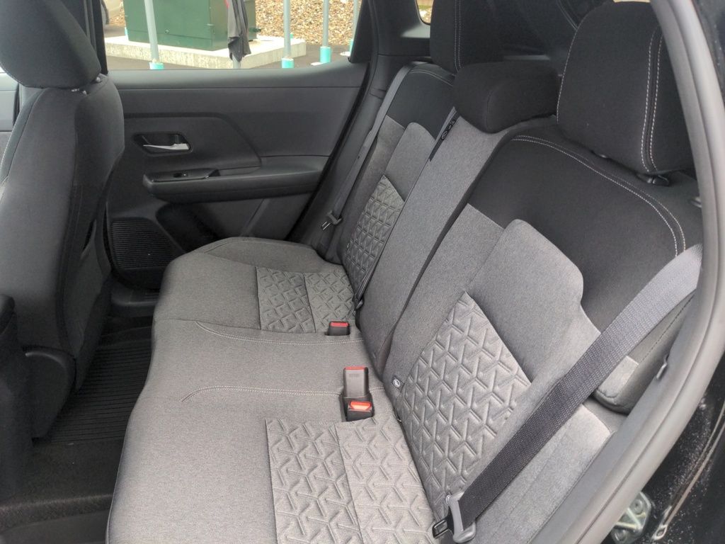 Nissan Kicks SV AWD! Manager Special ! 2025