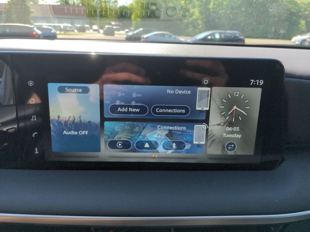 2025 Nissan Kicks S FWD - Demo Special